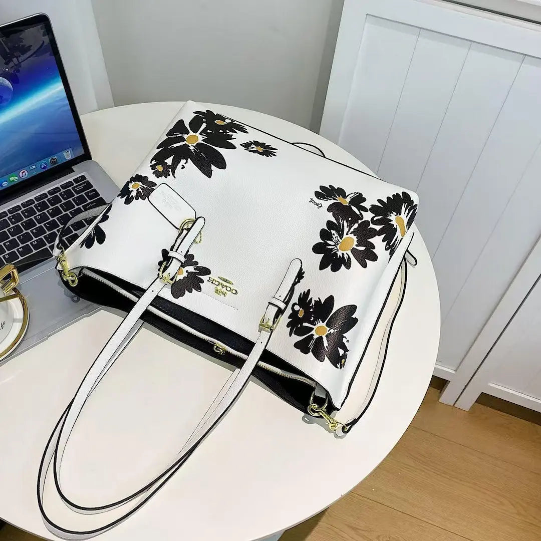 The Tote Bucket Floral Print